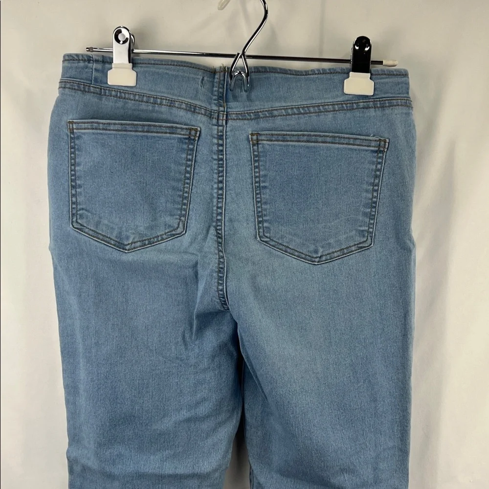Forever 21 - Women’s Stretch Jeans (Jeggings) - Size Medium